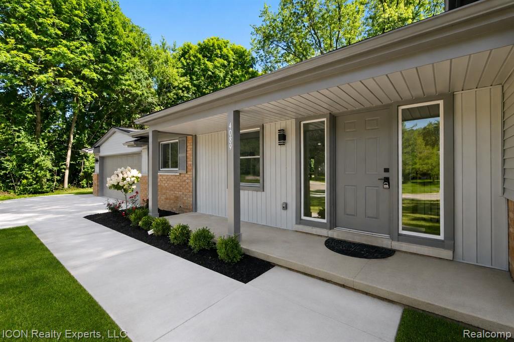 4089 Aberdeen Court, West Bloomfield, MI 48323 — Photo 59