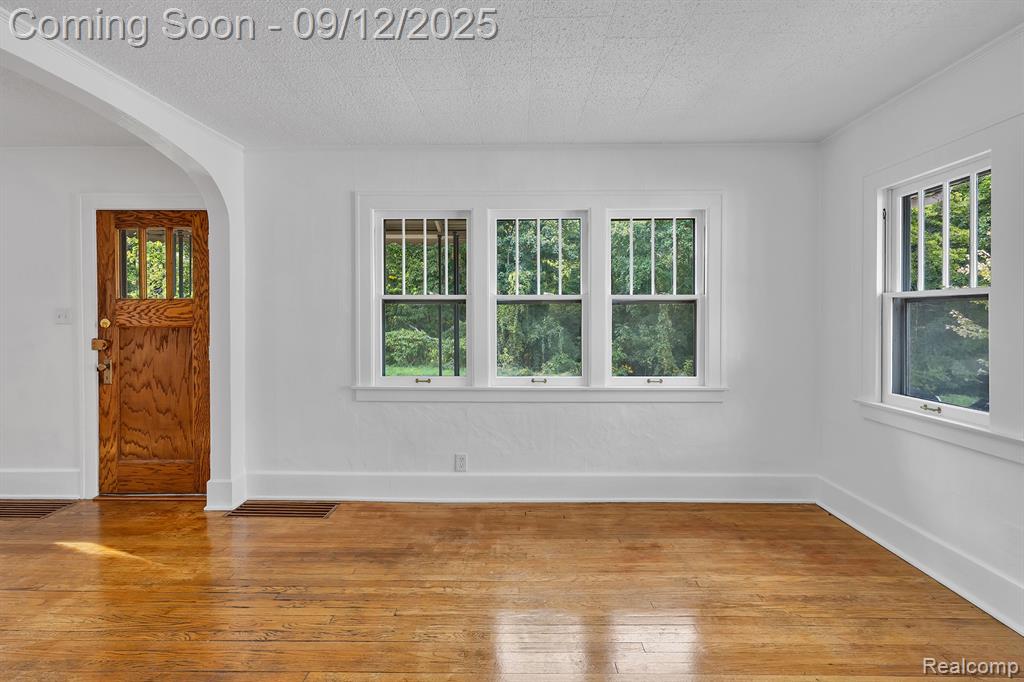 920 Belmont Avenue, Flint, MI 48503 — Photo 13