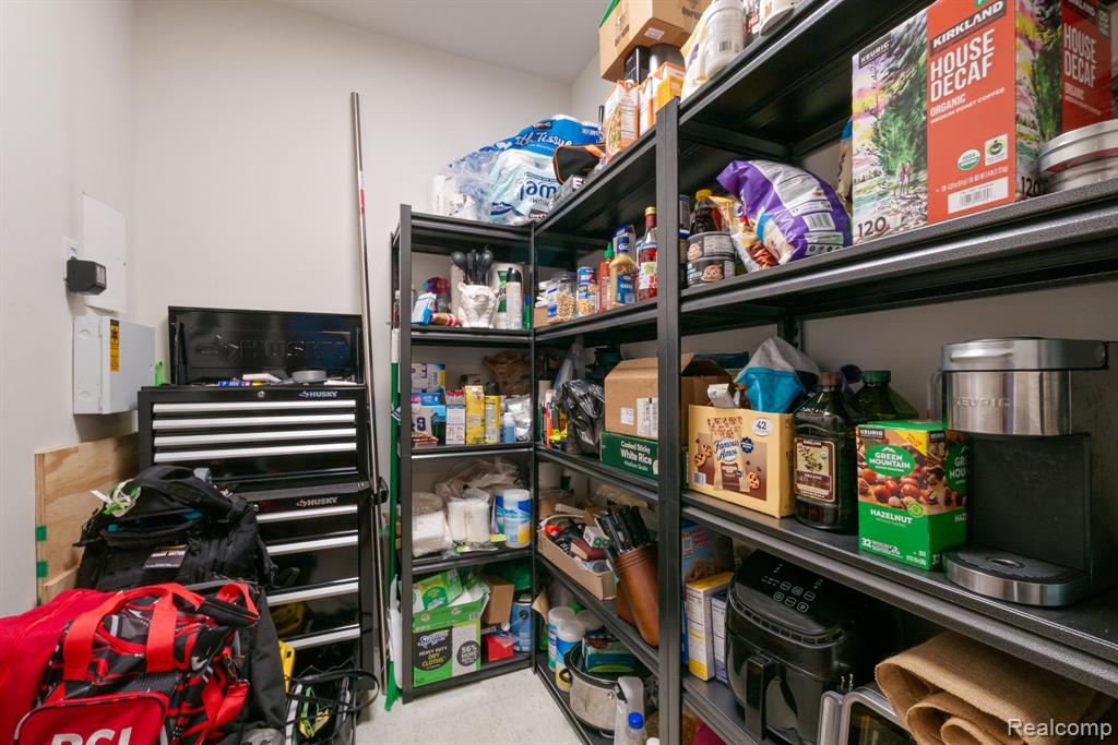 614 S TROY Street, 202, Royal Oak, MI 48067 — Photo 37