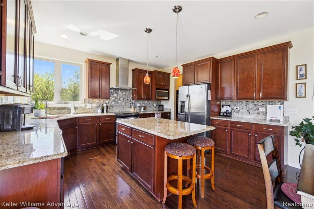 51146 UPLAND VIEW Street, Canton, MI 48188 — Photo 11