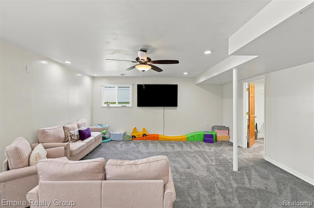 53 Potter Drive, Belleville, MI 48111 — Photo 38