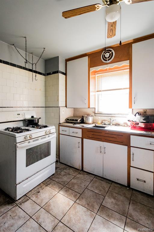 7551 RUTHERFORD Street, Detroit, MI 48228 — Photo 14