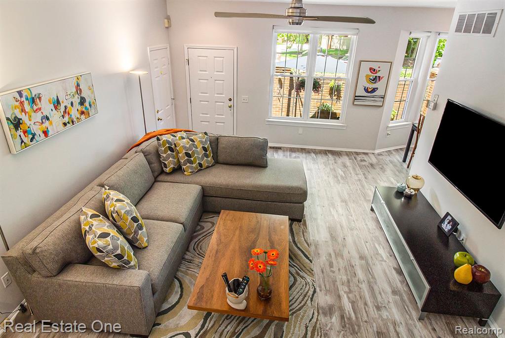 7311 GREEN FARM Road, West Bloomfield, MI — Photo 5