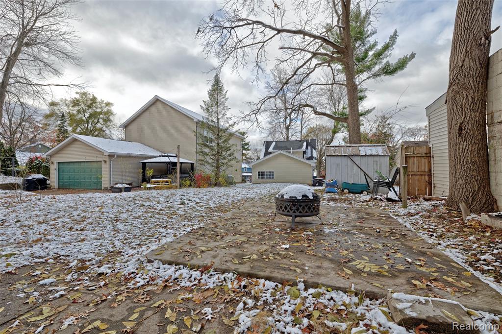 126 N North Shore Drive, Lake Orion, MI 48362 — Photo 51