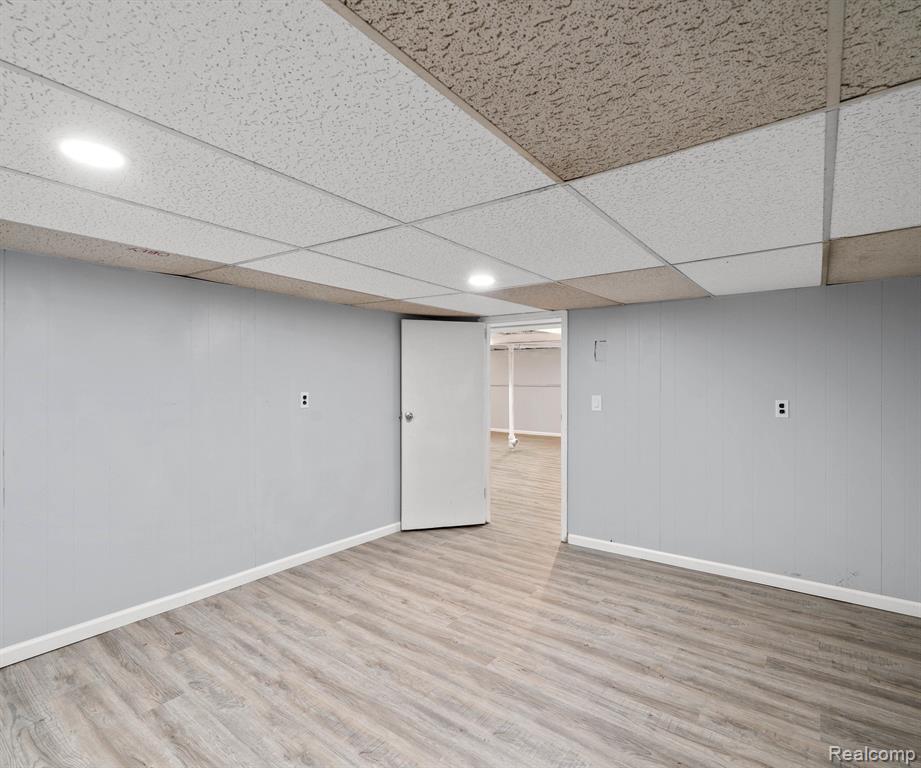 44359 REGIS, Canton, MI 48187 — Photo 41