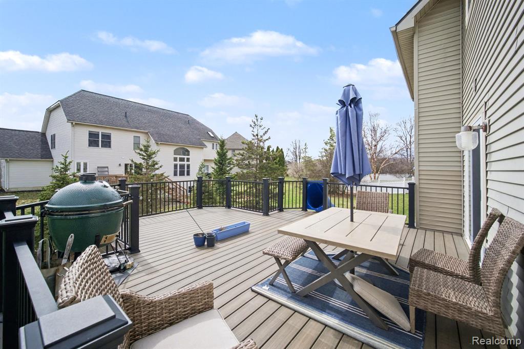 1717 Foxdale Lane, Ann Arbor, MI 48108 — Photo 28