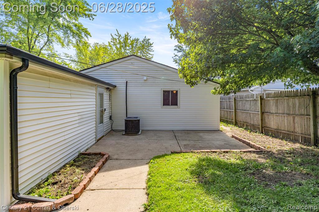 6616 Pardee Road, Taylor, MI 48180 — Photo 14