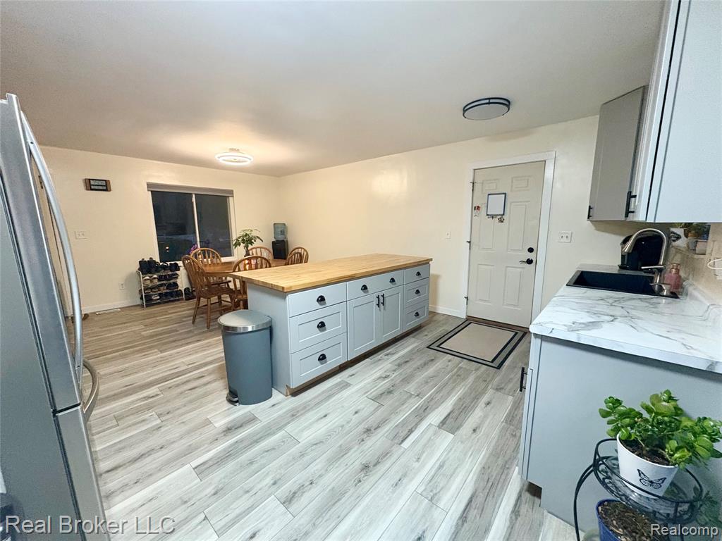 3725 Bronson Lake Road, Lapeer, MI 48446 — Photo 10