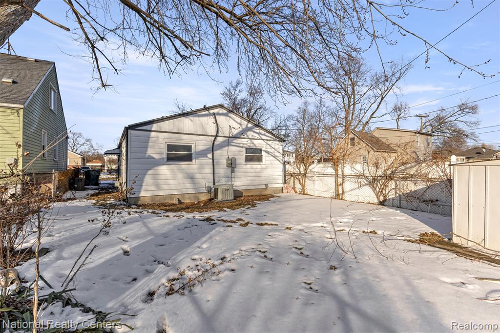 457 Stewart Avenue, Lincoln Park, MI 48146 — Photo 26