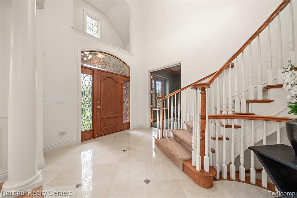 5010 Forest Valley Drive, Clarkston, MI 48348 — Photo 6