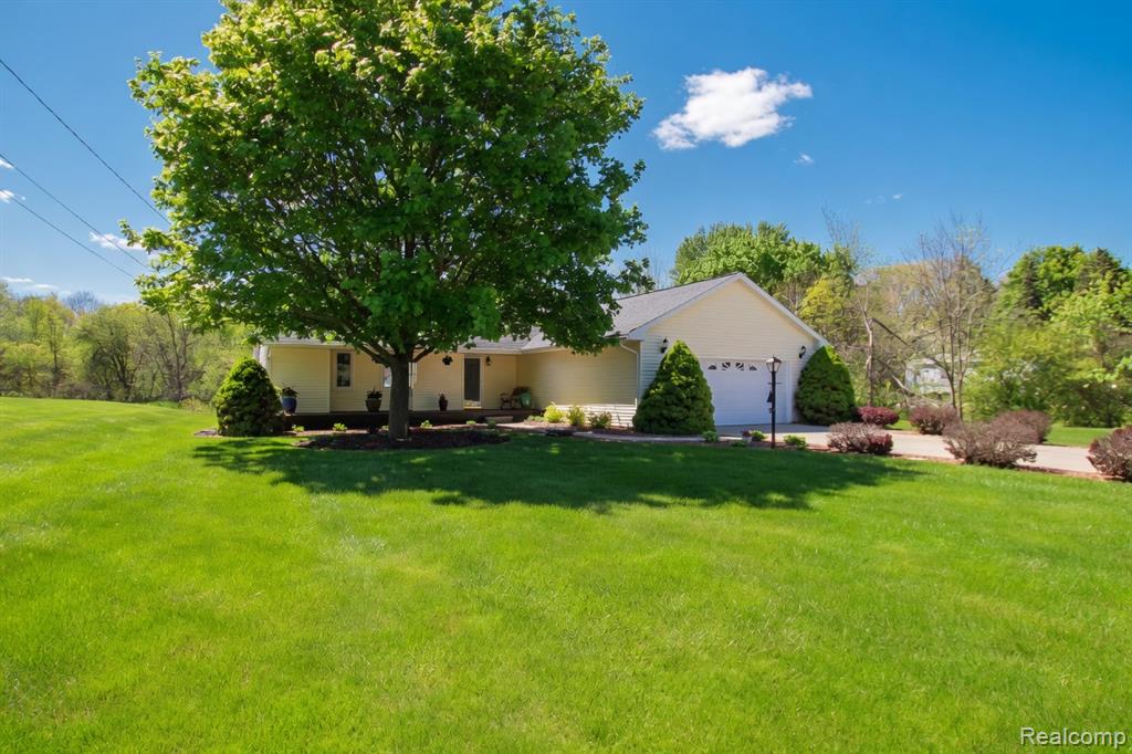 8336 Rondale Drive, Grand Blanc, MI 48439 — Photo 36