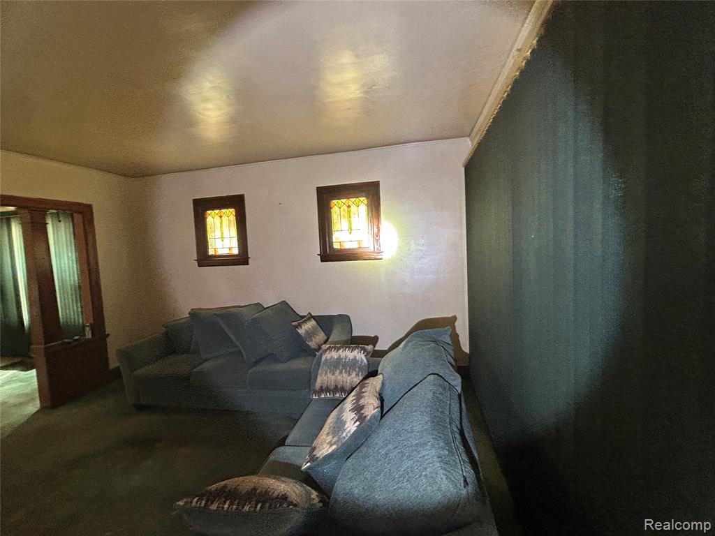 5050 Seminole Street, Detroit, MI 48213 — Photo 8