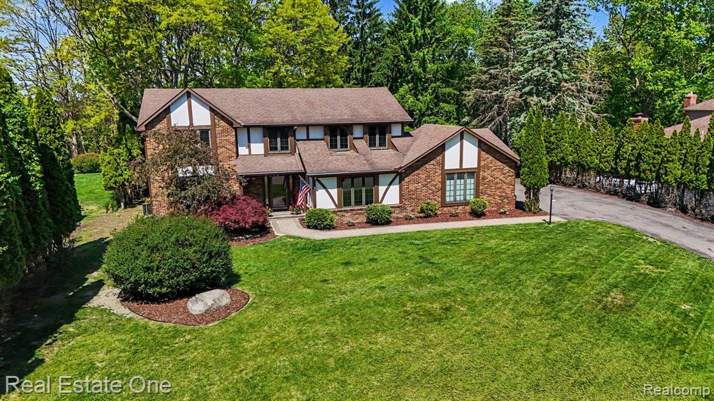 8019 Deerwood Road, Clarkston, MI 48348 — Photo 30