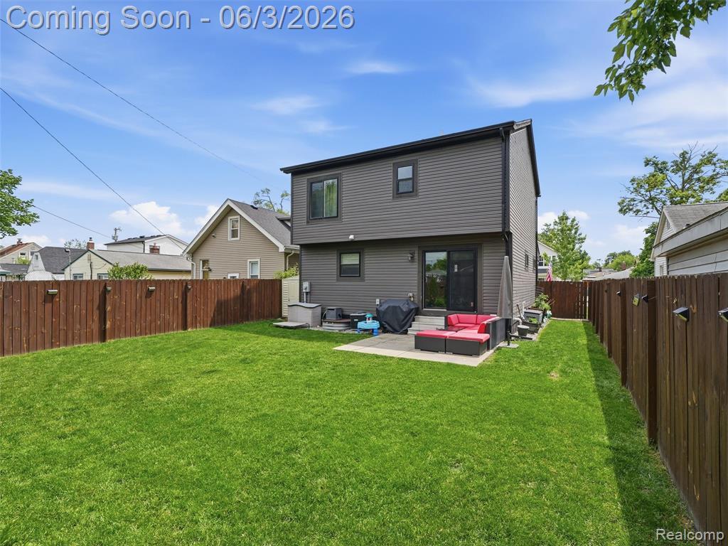 70 W Shevlin Avenue, Hazel Park, MI 48030 — Photo 33