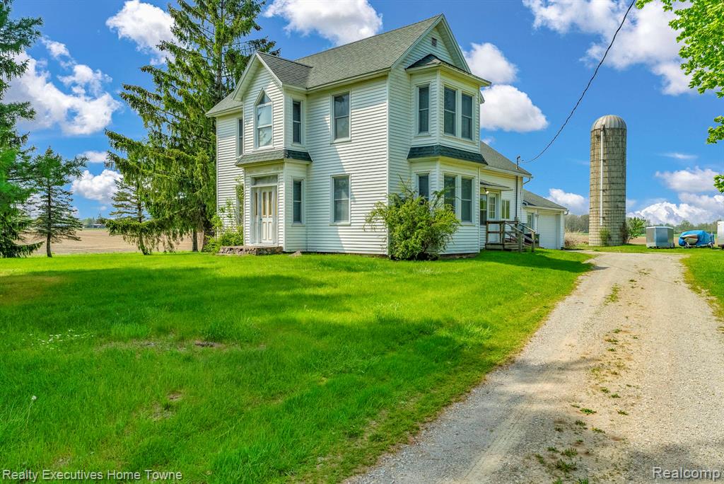 5390 Walker Road, Clyde, MI 48049 — Photo 11