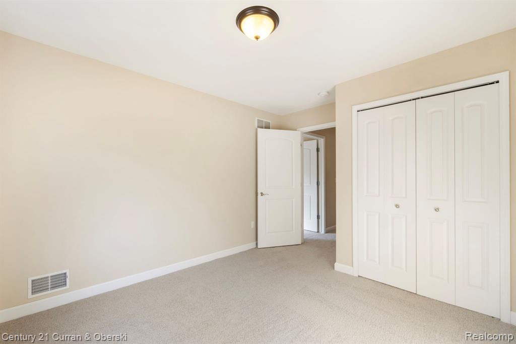 51207 Brompton, Novi, MI — Photo 39