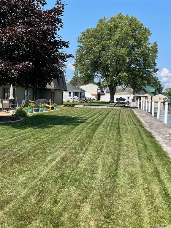 46070 EDGEWATER Drive, Chesterfield, MI, 48047