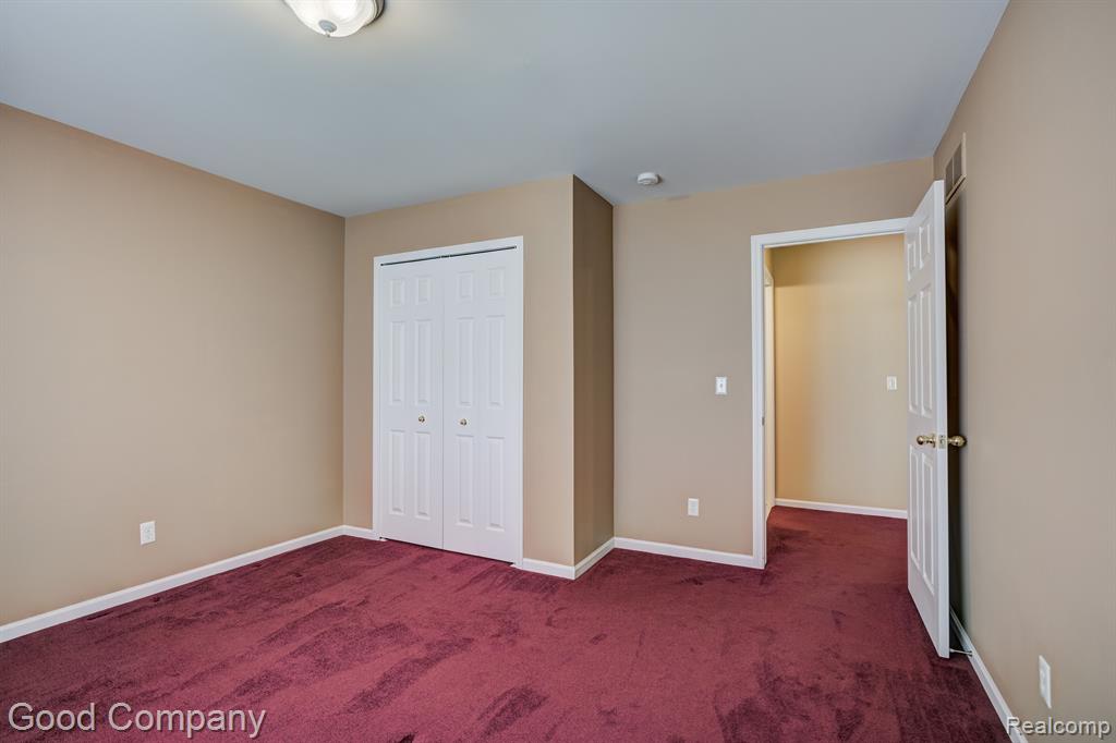423 CEDAR Street, Wyandotte, MI 48192 — Photo 40