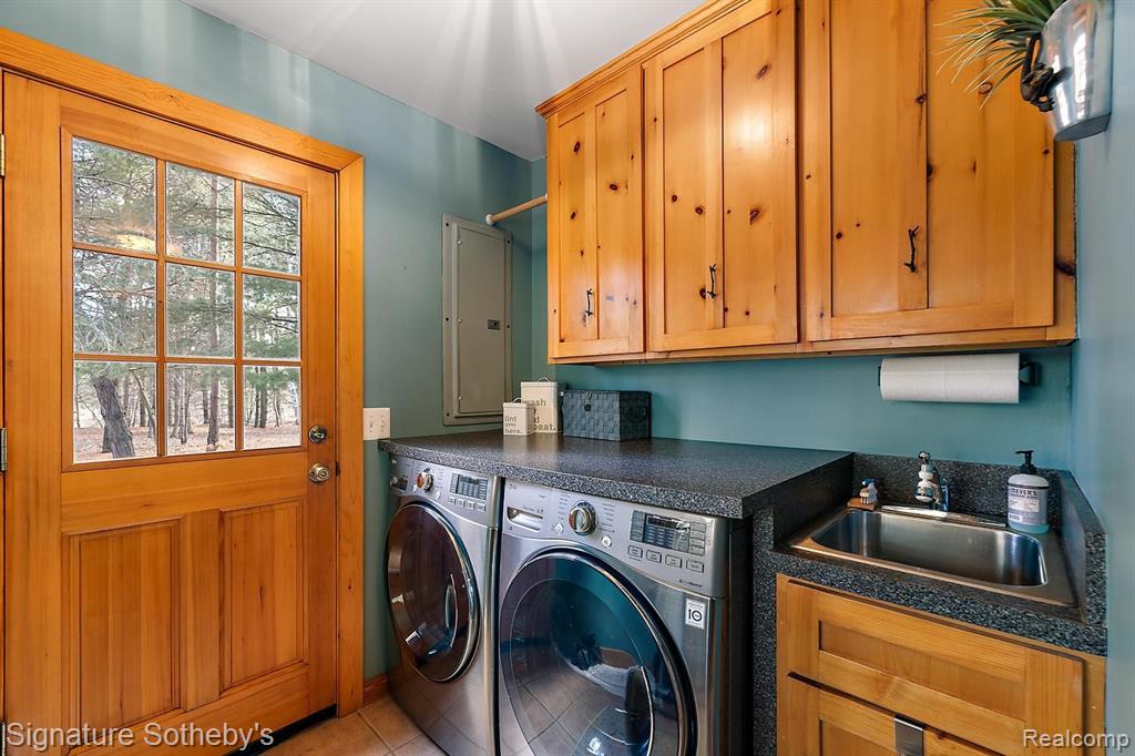7699 MINNICK Road, Harbor Beach, MI 48441 — Photo 47