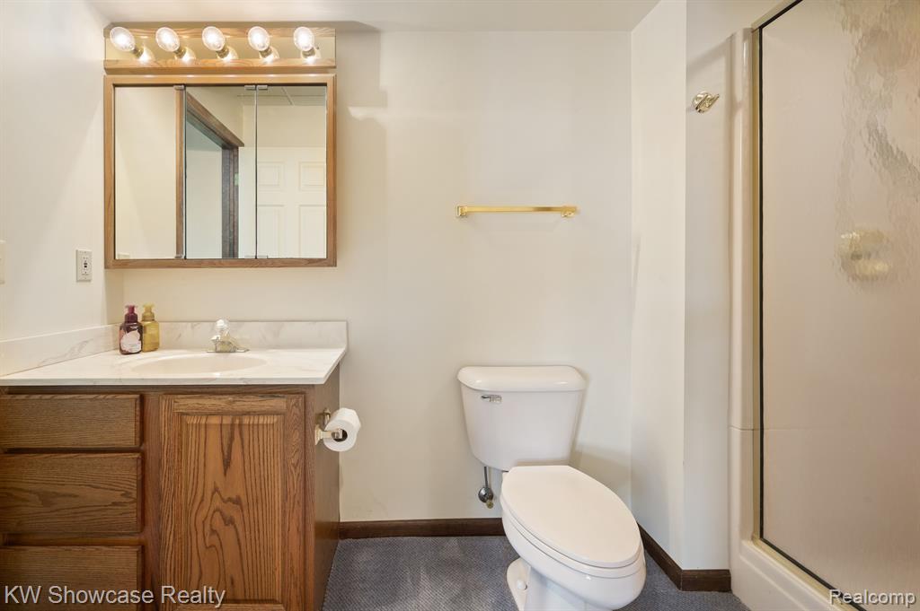 5867 COMMUNITY Drive, Brighton, MI 48116 — Photo 48
