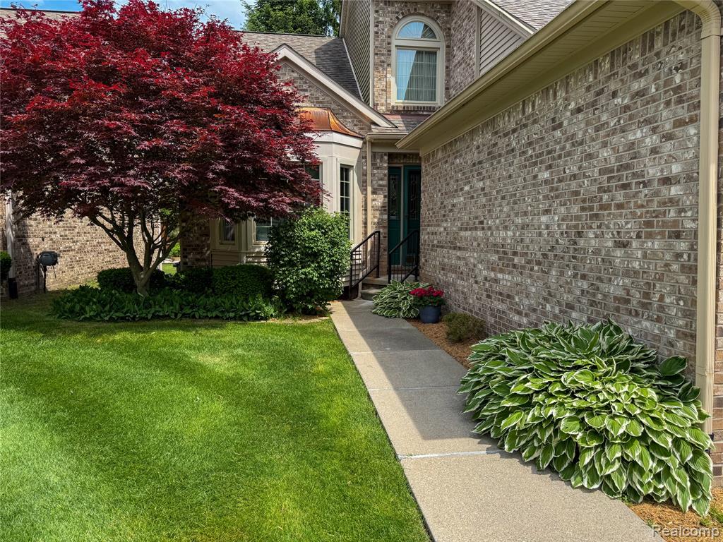 45325 Stonehedge Drive, Plymouth, MI 48170 — Photo 4