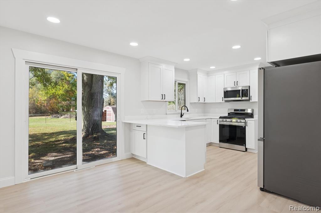 241 Raleigh Place, Lennon Vlg, MI 48449 — Photo 9