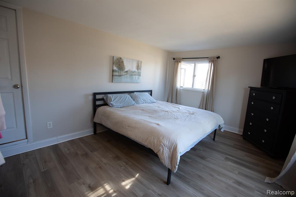 838 JENKINSON Street, Port Huron, MI 48060 — Photo 16