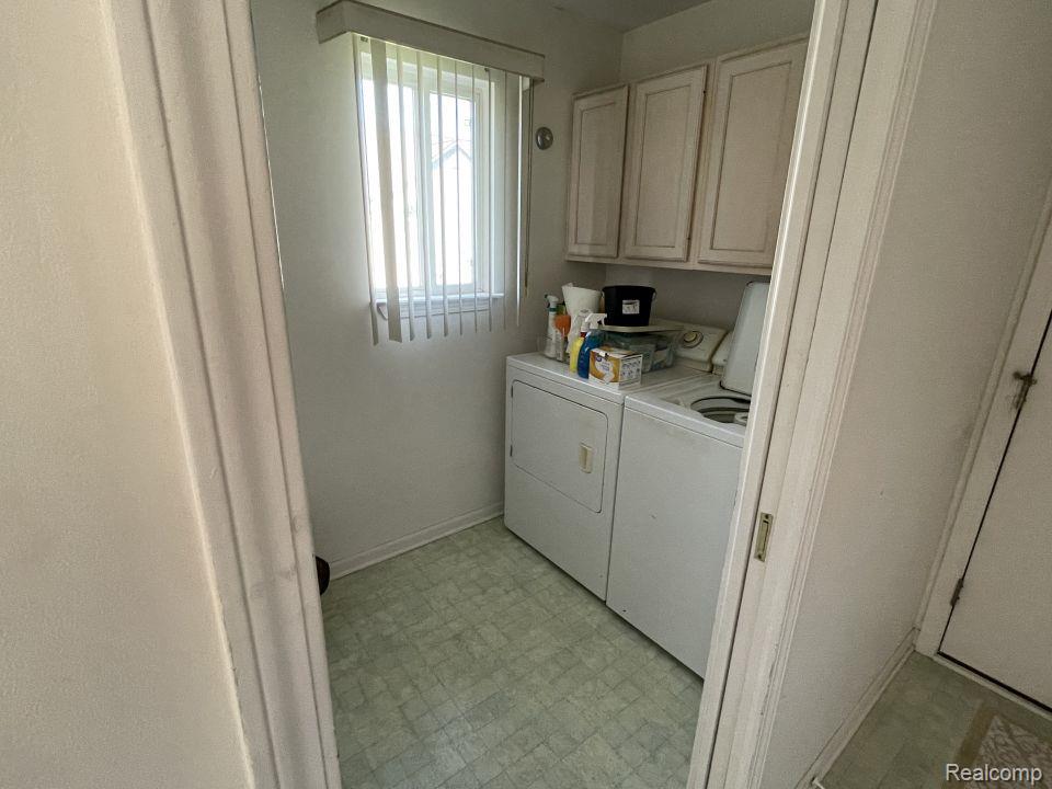 10183 HAWTHORNE Circle, Goodrich Vlg, MI — Photo 11