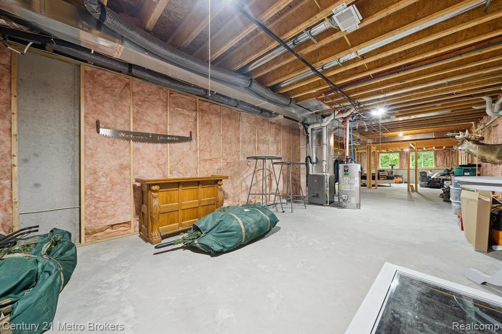 9119 Hegel Road, Goodrich Vlg, MI — Photo 40