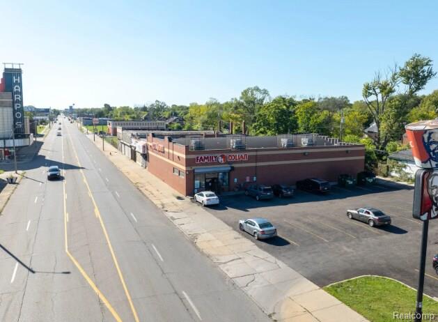 14305 Harper Avenue - Photo 2