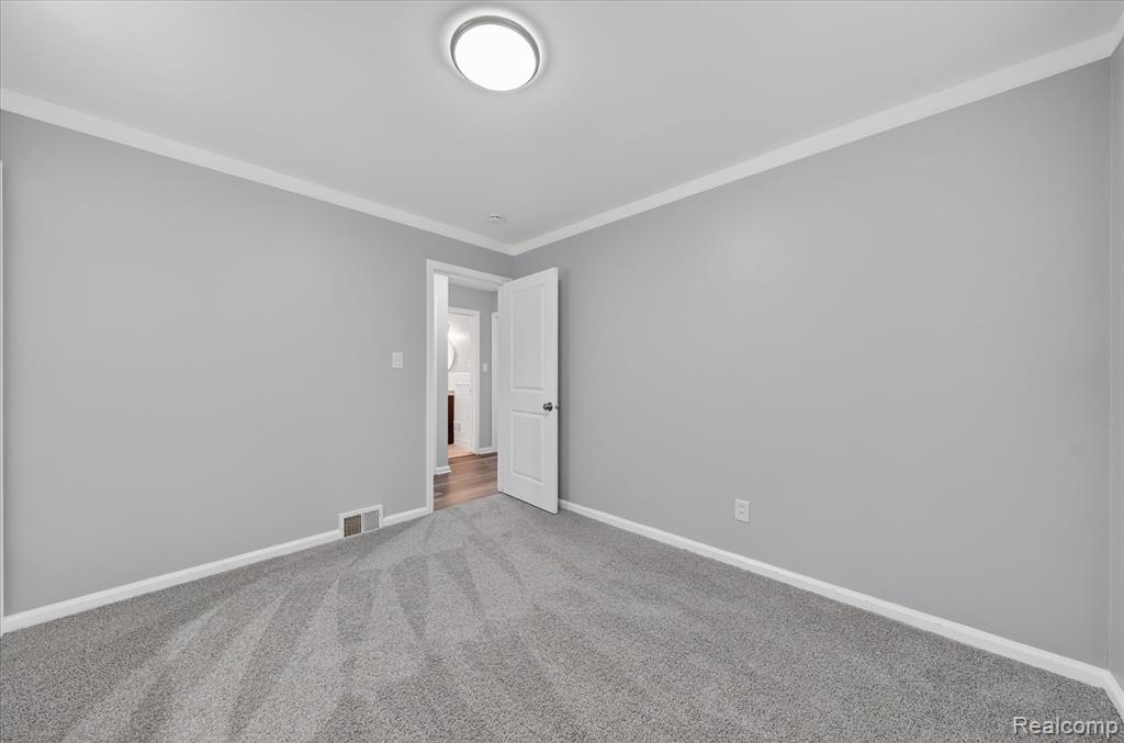 31244 Rosslyn Avenue, Garden City, MI — Photo 14