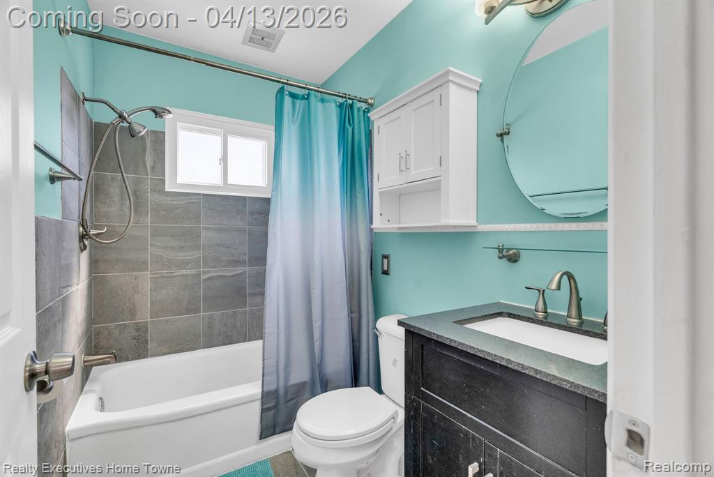 29940 John J Street, Roseville, MI 48066 — Photo 25