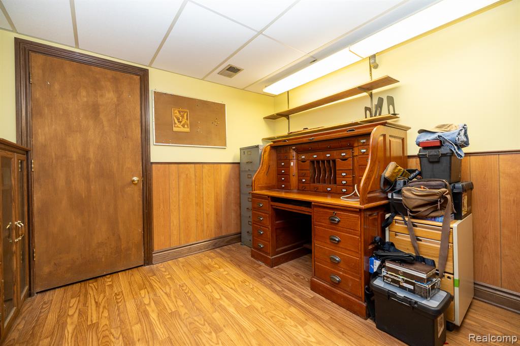 6084 Upper Straits Boulevard, West Bloomfield, MI 48324 — Photo 34