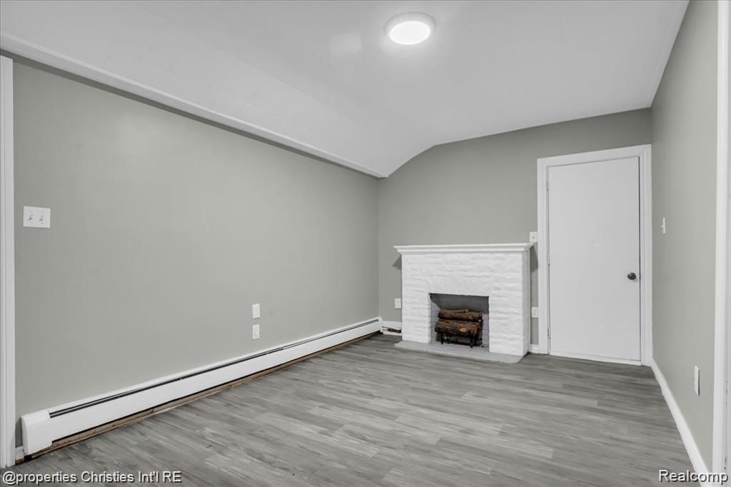7952 Robert Street, Taylor, MI 48180 — Photo 6