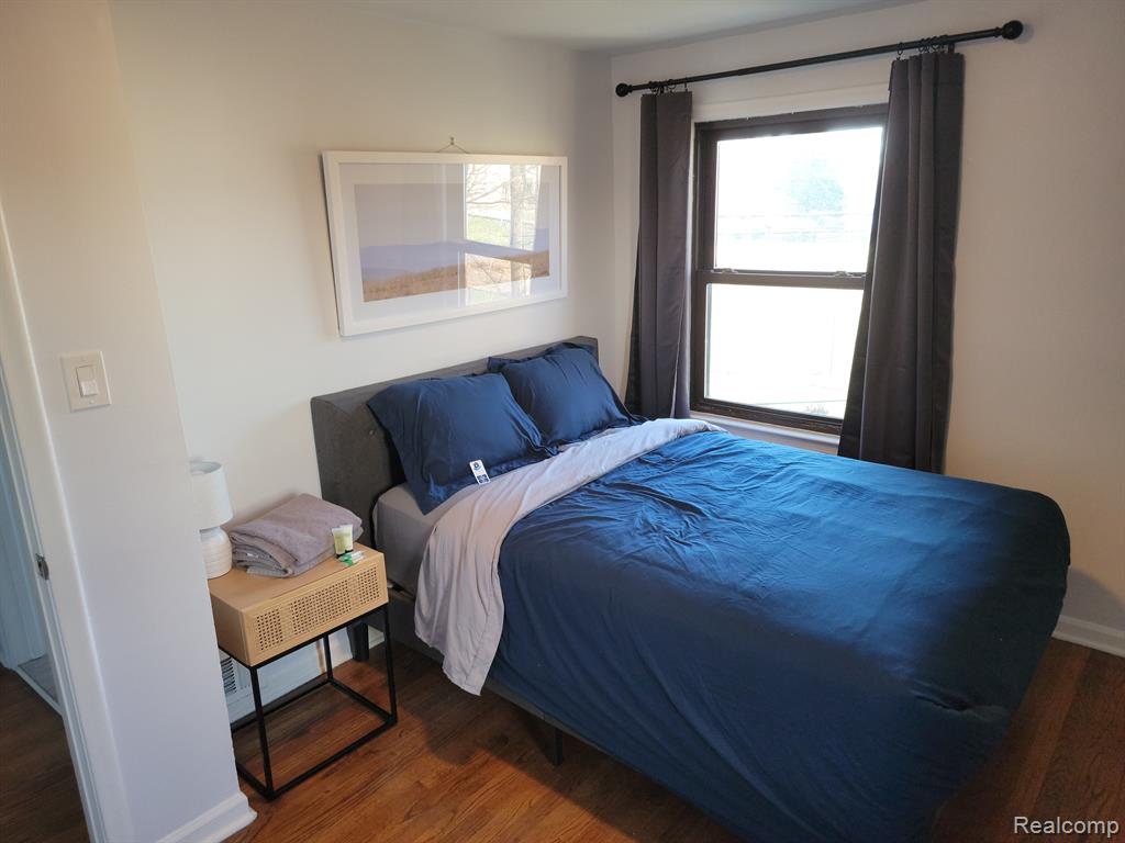 614 E 13 MILE Road, Royal Oak, MI 48073 — Photo 18