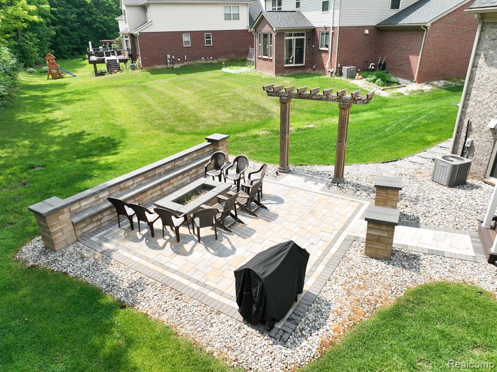 50736 SEVILLA Circle, Novi, MI — Photo 60