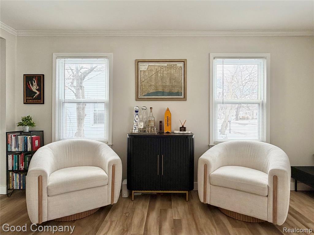 626 E Windemere Avenue, Royal Oak, MI 48073 — Photo 8