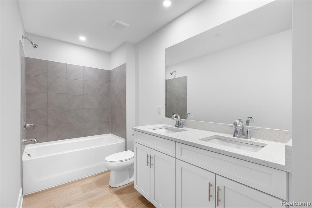 49530 Coldwater Ridge Drive, Northville, MI 48168 — Photo 40
