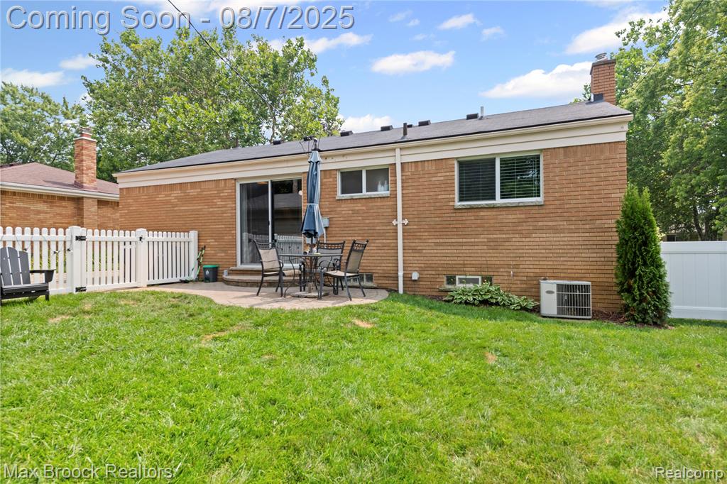 437 Meadow Lane, Rochester, MI 48307 — Photo 29