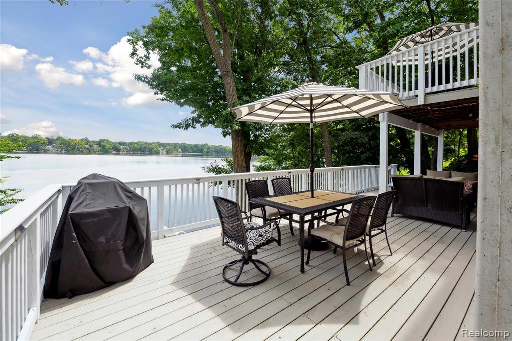 6201 Academy Drive, Brighton, MI 48116 — Photo 37