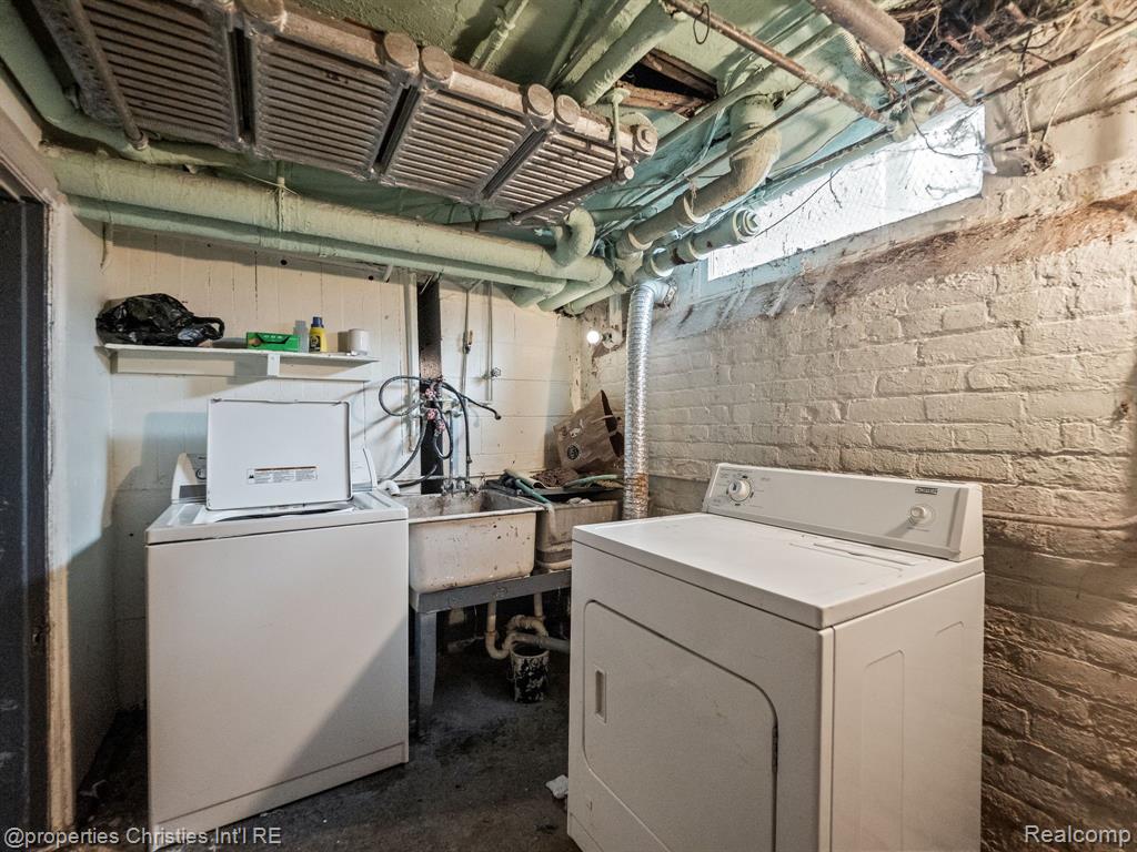 485 E GRAND Boulevard, Detroit, MI 48207 — Photo 23
