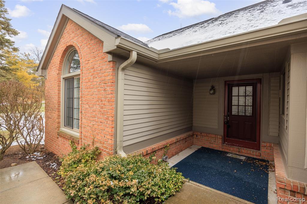 970 Ridge Court, Brighton, MI 48116 — Photo 4