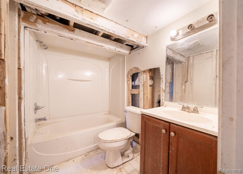 18410 Inkster Road, Redford, MI 48240 — Photo 15