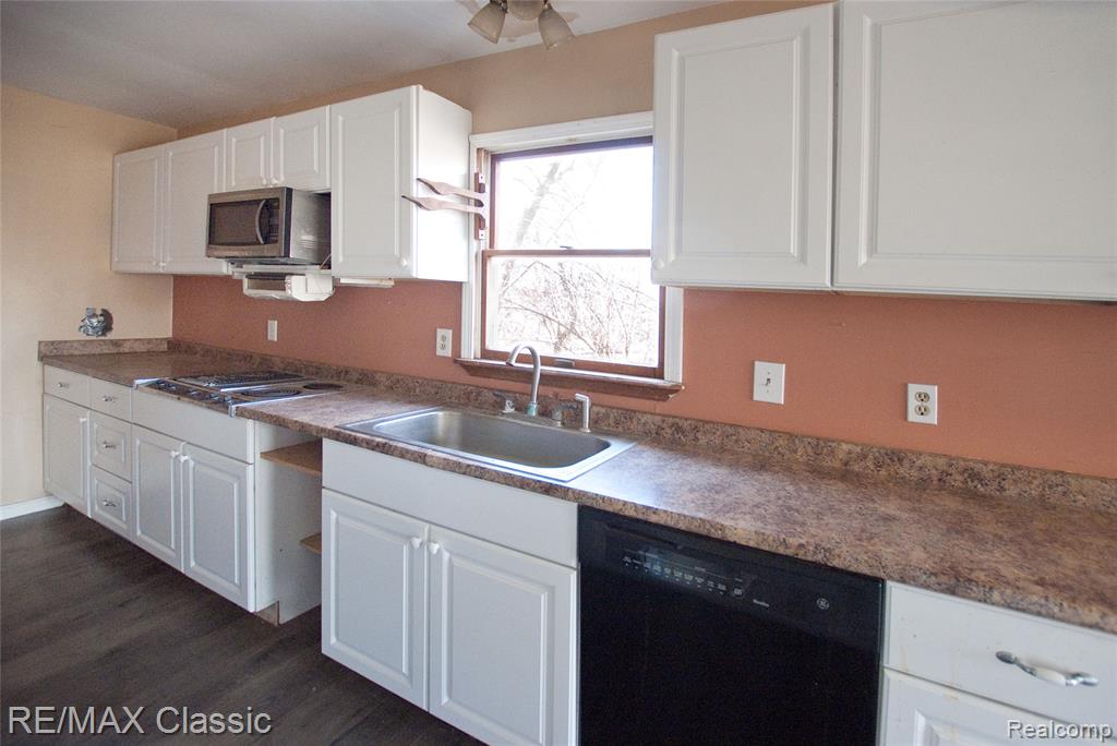1315 W Marr Road, Howell, MI 48855 — Photo 7