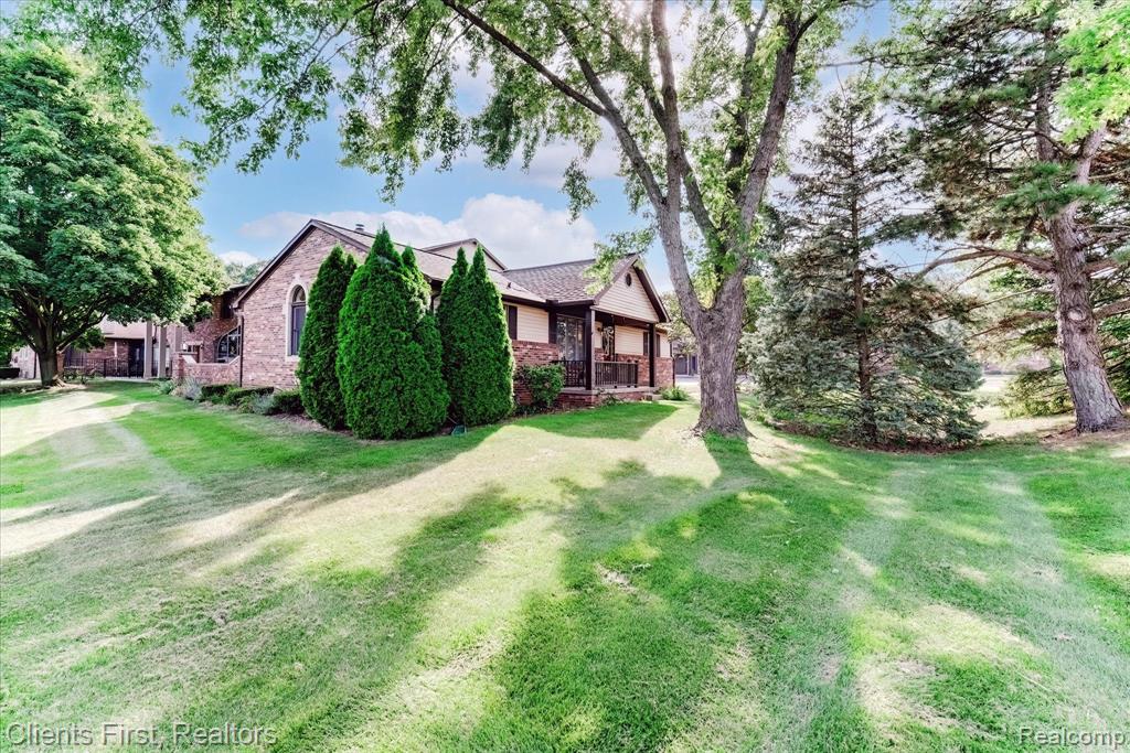 955 WOODLANE Drive, 12, Rochester Hills, MI 48307 — Photo 33