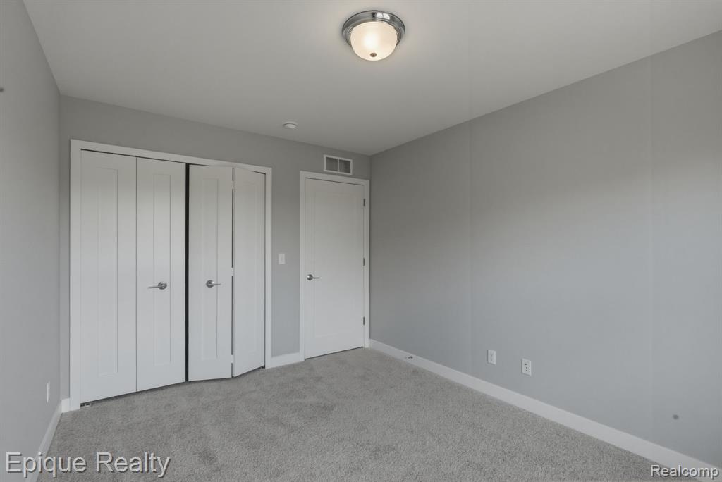 25558 Grandview Lane, 38, Novi, MI — Photo 15