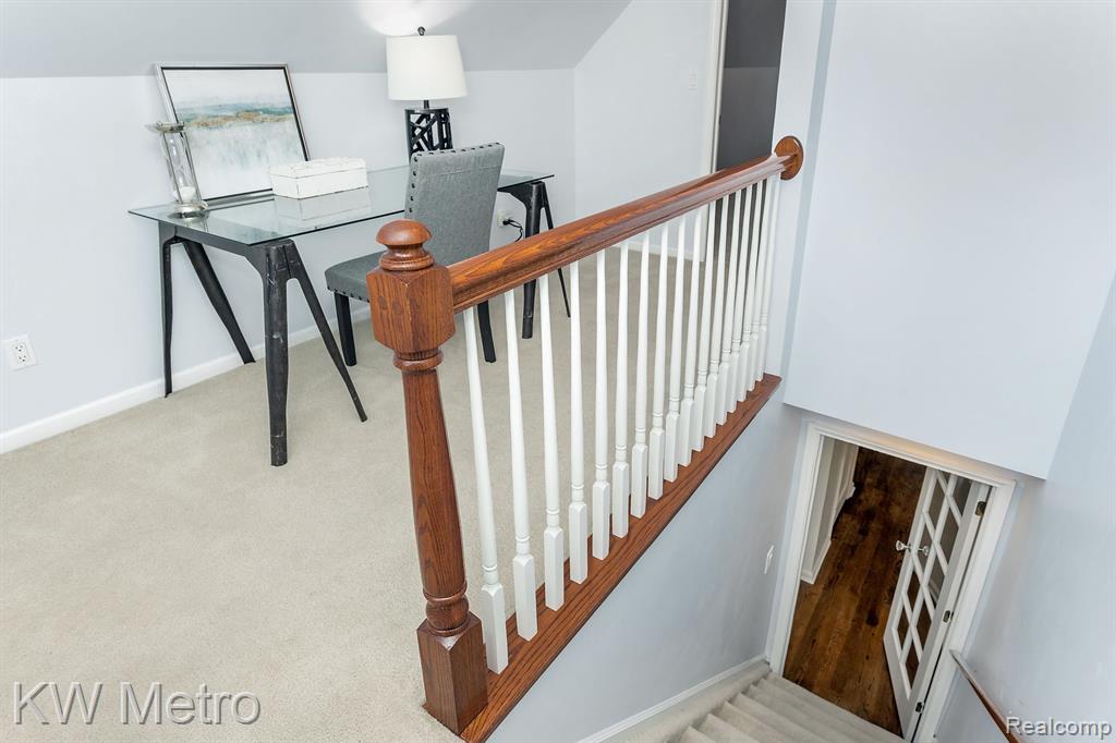620 CATALPA Drive, Royal Oak, MI 48067 — Photo 18