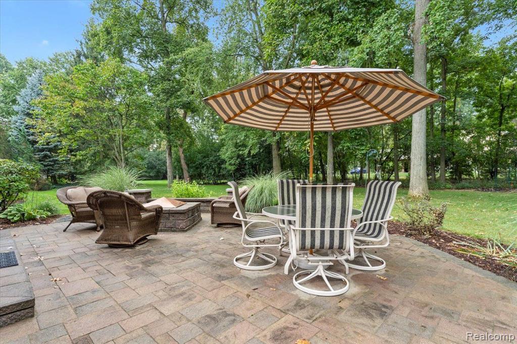 8707 VOIGT Avenue, Grosse Ile, MI 48138 — Photo 59
