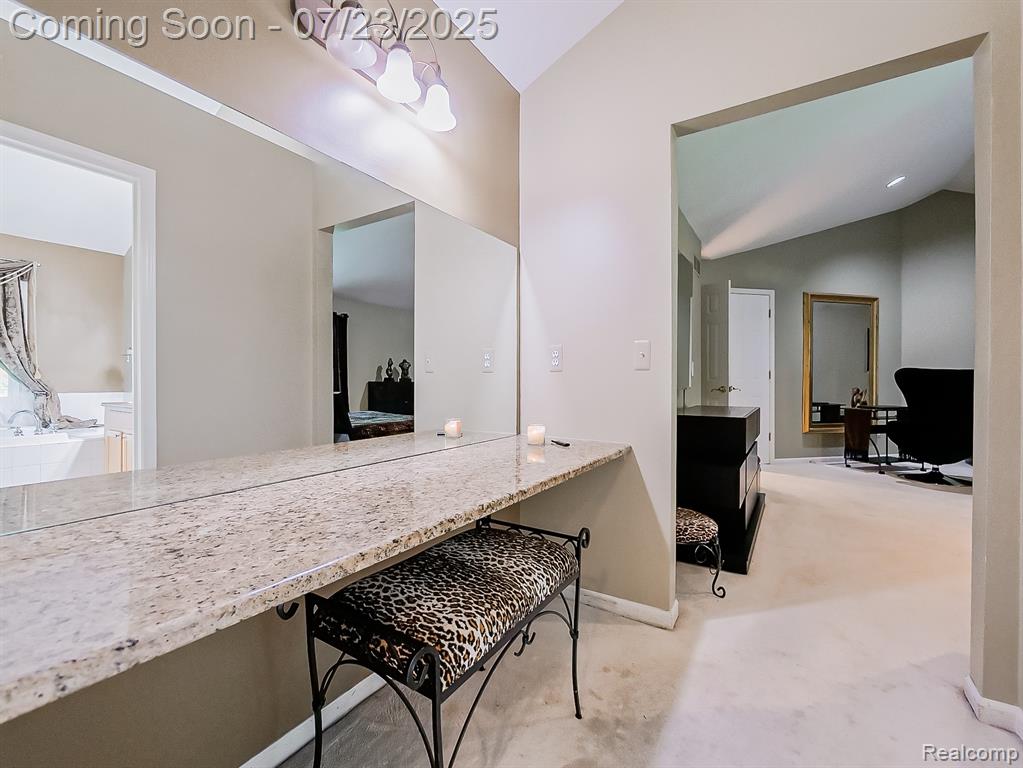 6590 Pembridge Hill, West Bloomfield, MI — Photo 31
