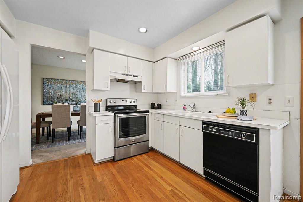 7420 Parkdale Street, West Bloomfield, MI — Photo 16
